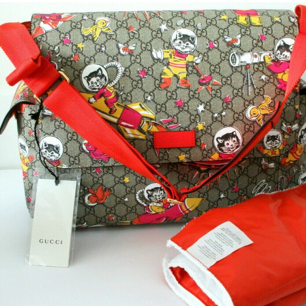 ❤️❤️SOLD ❤️❤️ Gucci space cat diaper bag